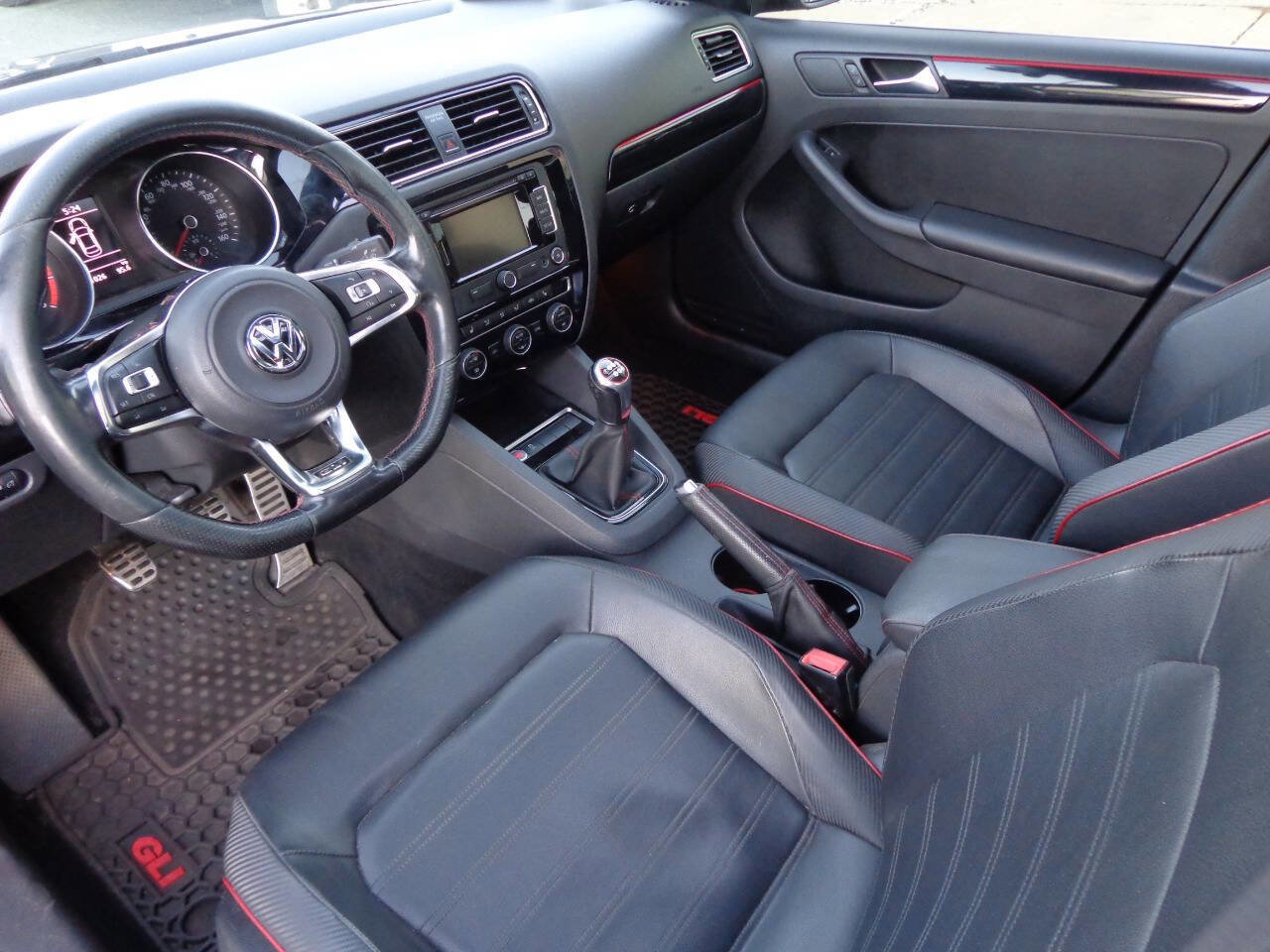 Used 2015 Volkswagen Jetta GLI SEL FWD image 10