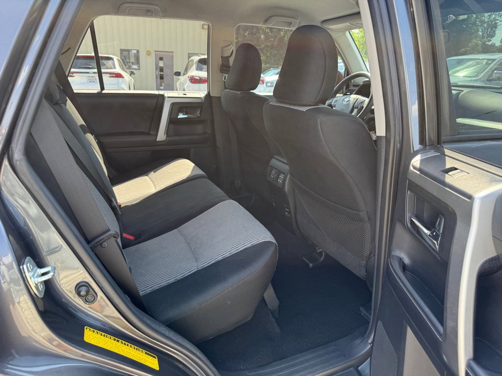 Used 2016 Toyota 4Runner SR5 RWD image 13