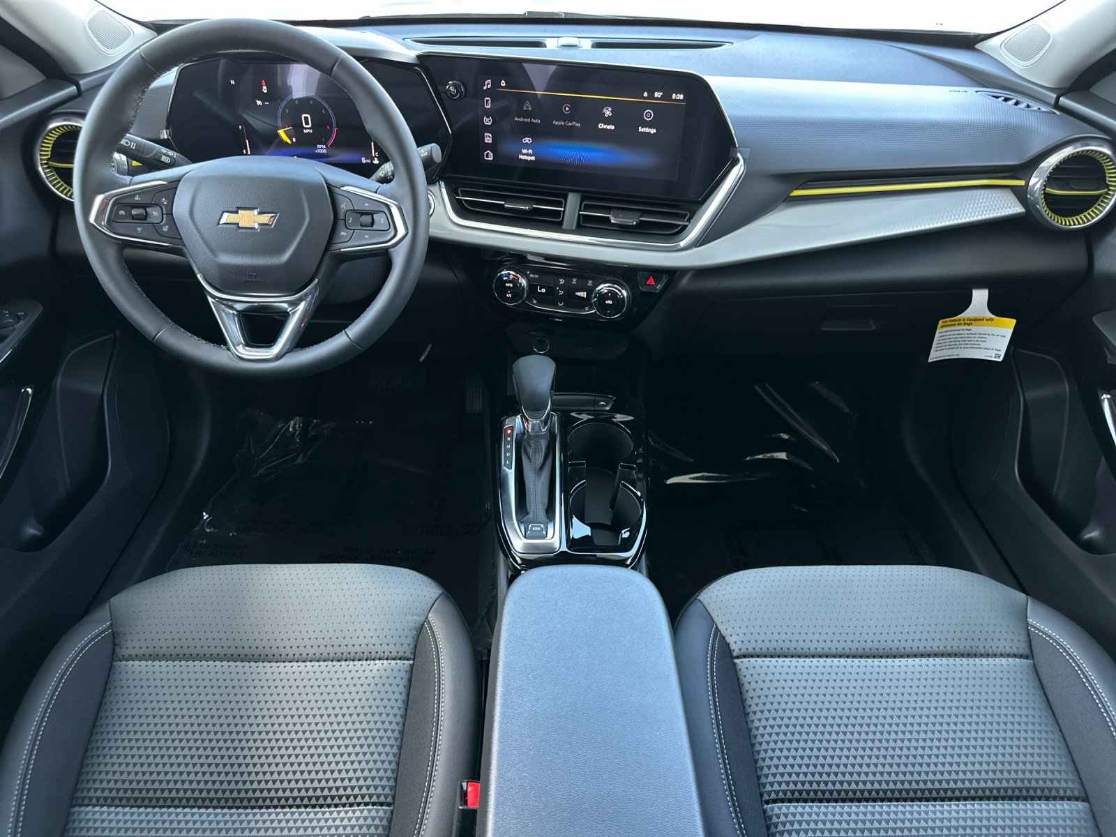 New 2026 Chevrolet Trax LT w/ LT Convenience Package FWD image 13
