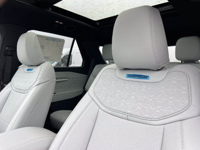 New 2027 Ford Explorer Platinum w/ LUX Leather Package AWD/4WD image 14