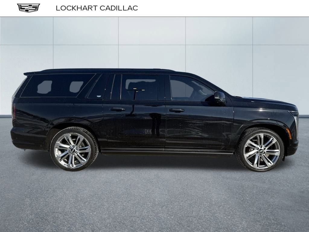 Used 2025 Cadillac Escalade ESV Sport Platinum image 2
