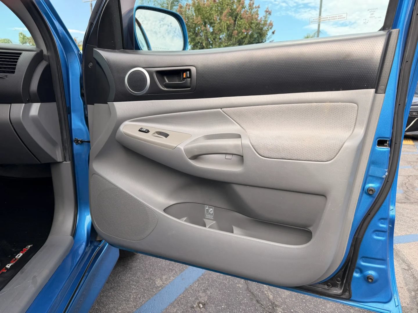 Used 2008 Toyota Tacoma X-Runner RWD image 16