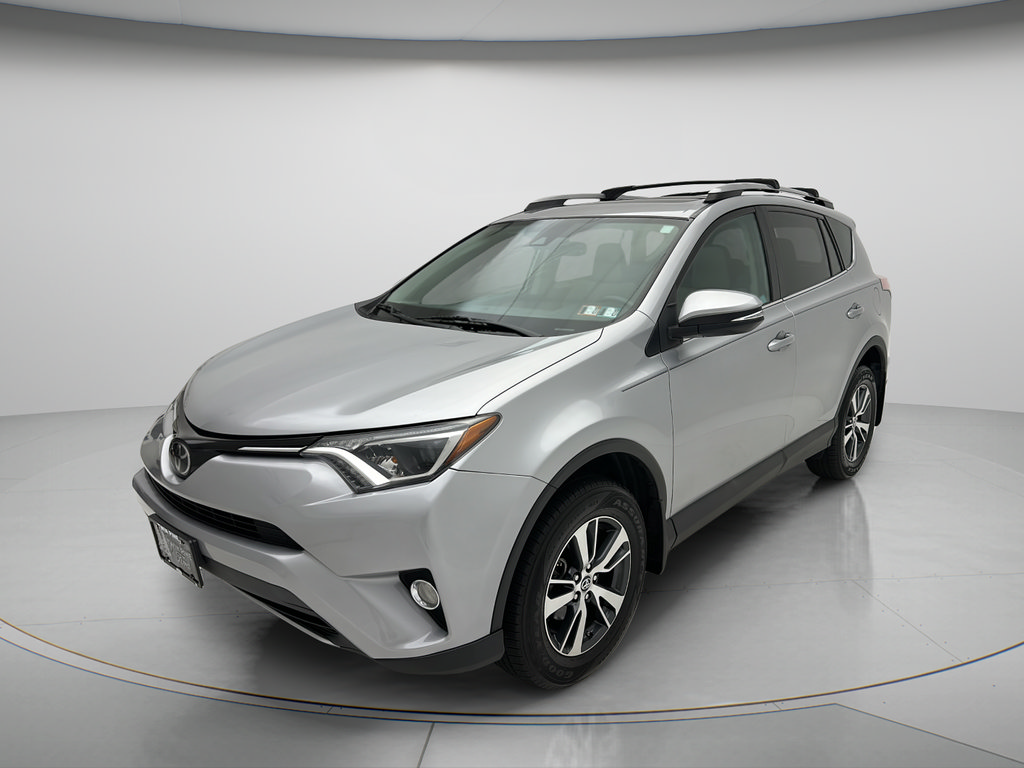 Used 2018 Toyota RAV4 XLE w/ Plus Extra Value Package AWD/4WD image 3