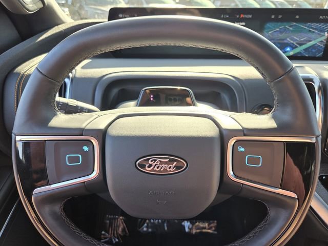 Used 2025 Ford Expedition Tremor image 28