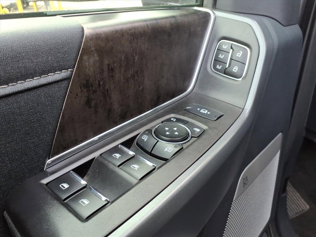 Used 2023 Ford F250 Lariat w/ Lariat Ultimate Package image 16
