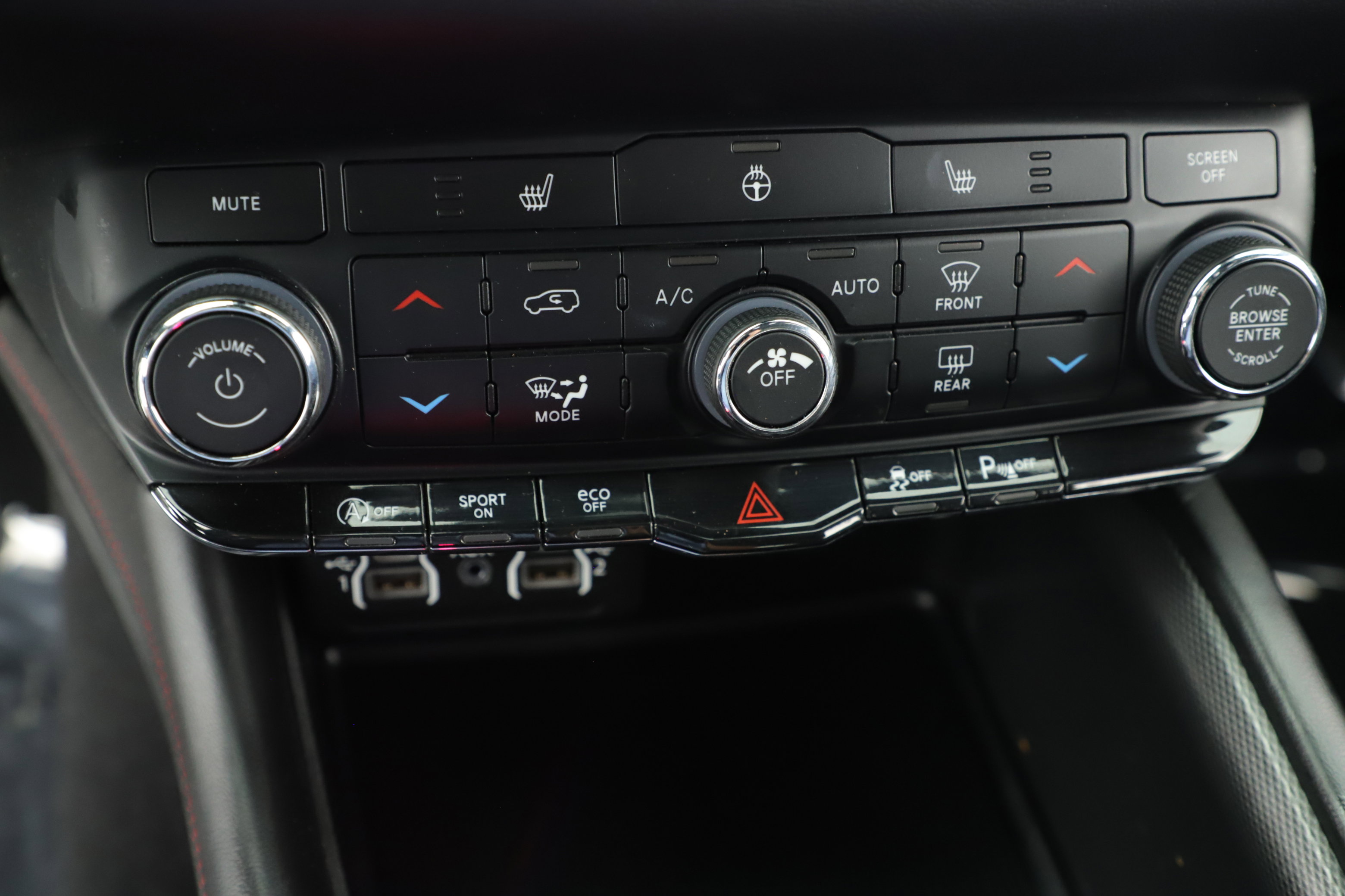 Used 2023 Dodge Durango GT image 16