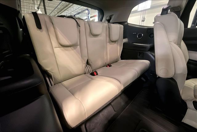 Used 2025 Subaru Ascent Limited image 28