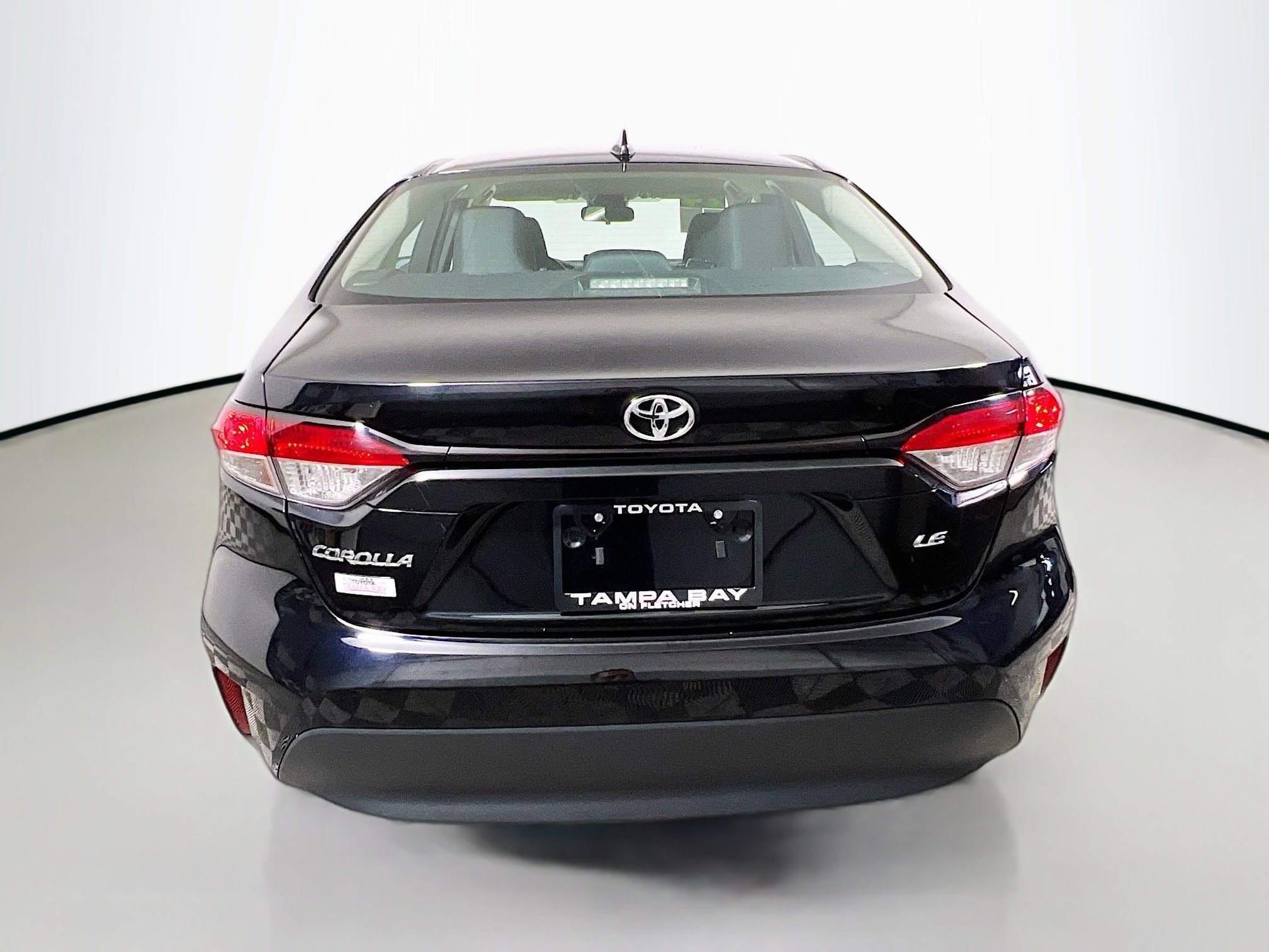 Used 2024 Toyota Corolla LE FWD image 6