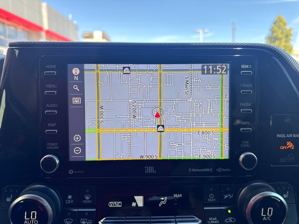 Certified 2022 Toyota Highlander XSE AWD/4WD image 19