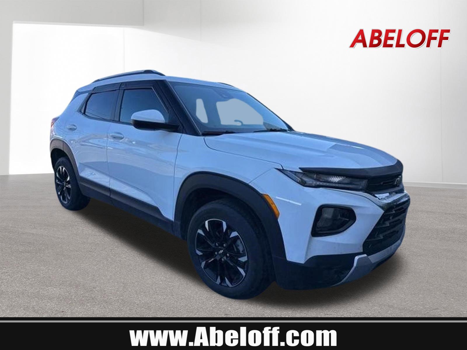 Used 2023 Chevrolet TrailBlazer LT w/ Convenience Package image 1