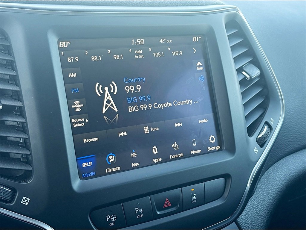 Used 2023 Jeep Cherokee Altitude Lux image 15