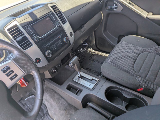 Used 2018 Nissan Frontier SV AWD/4WD image 17
