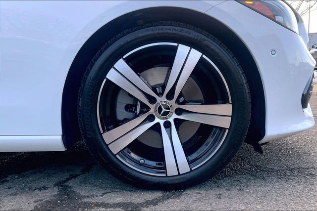 Used 2025 Mercedes-Benz C 300 4MATIC Sedan image 9