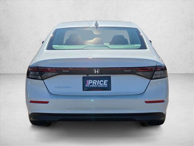 Used 2023 Honda Accord EX image 7