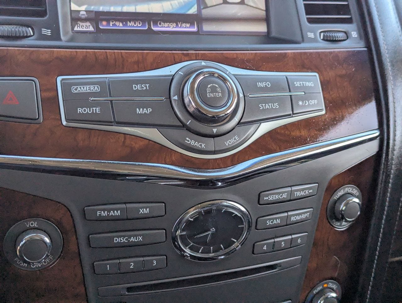 Used 2016 INFINITI QX80 2WD w/ Deluxe Technology Package image 25