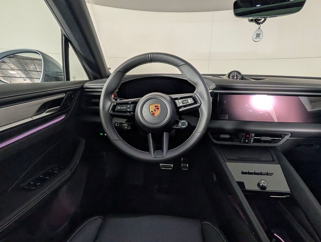 New 2026 Porsche Macan 4S Electric image 21