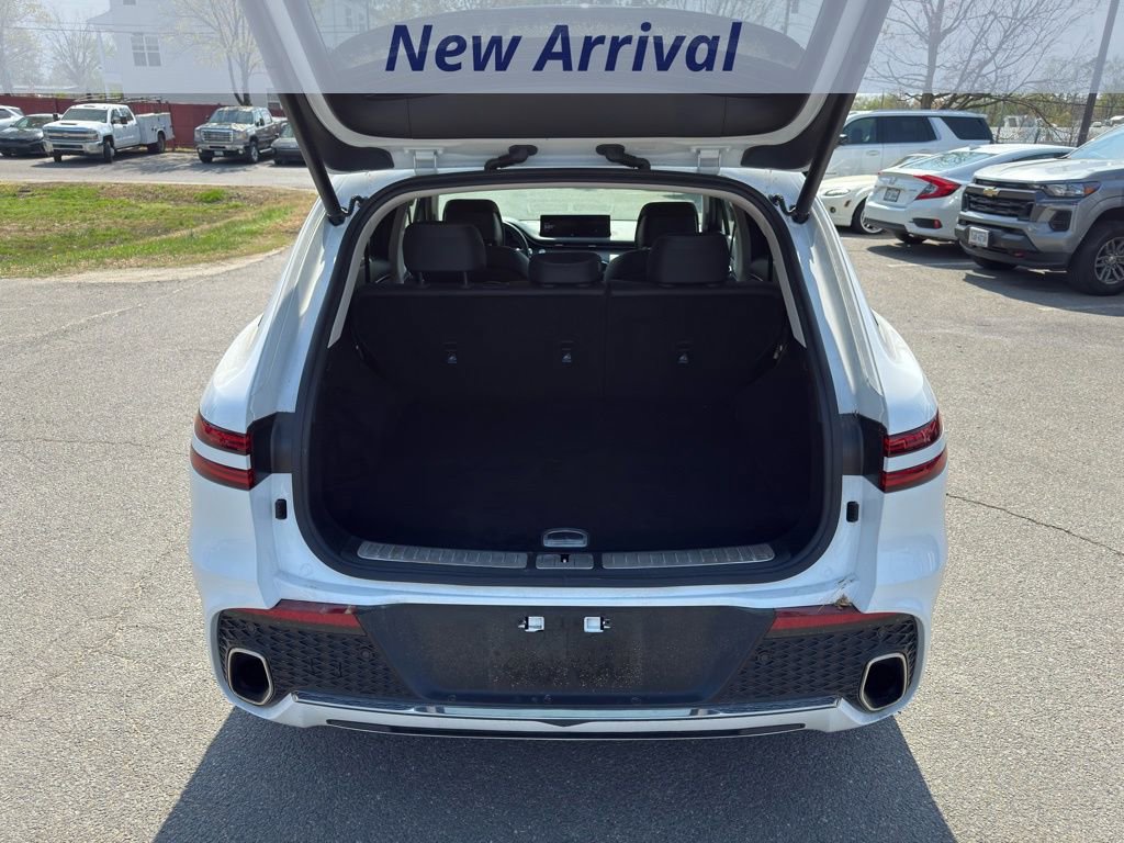Used 2025 Genesis GV70 2.5T AWD/4WD image 6
