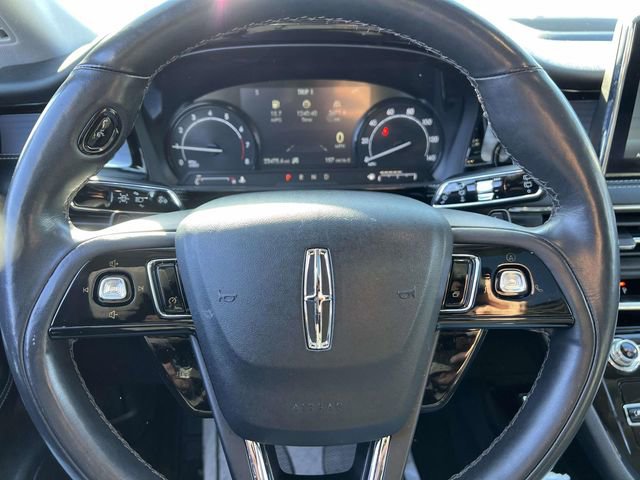 Used 2022 Lincoln Corsair AWD w/ Premium Package image 26