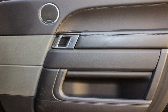 Used 2016 Land Rover Range Rover Sport Supercharged image 11