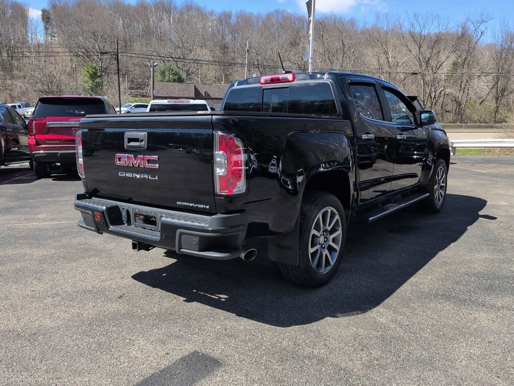 Used 2021 GMC Canyon Denali image 16