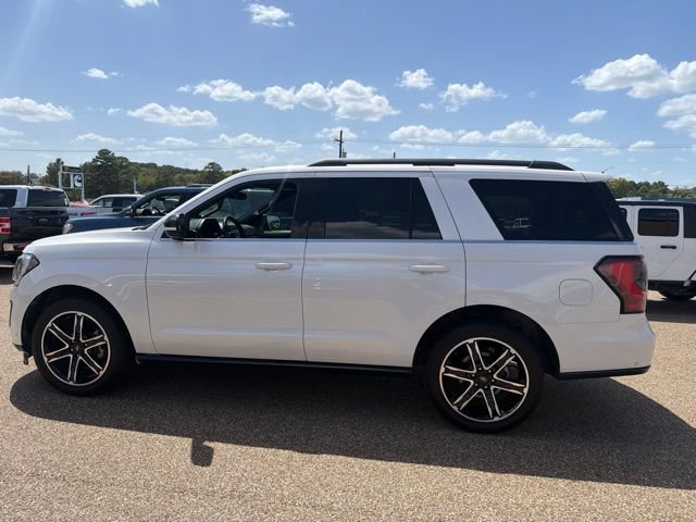 Used 2019 Ford Expedition Limited w/ Equipment Group 303A RWD image 8