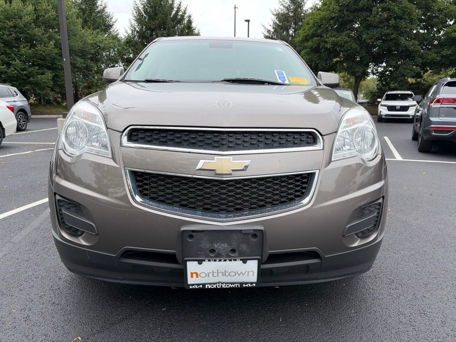 Used 2012 Chevrolet Equinox LT w/ Driver Convenience Package FWD image 2