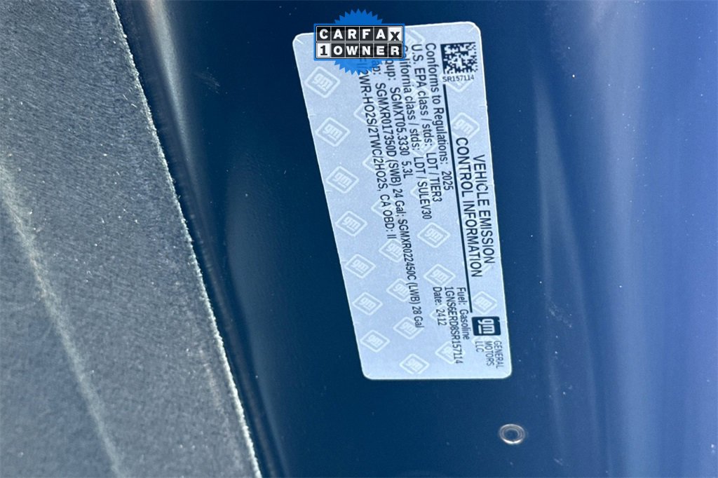 Used 2025 Chevrolet Suburban RST image 39