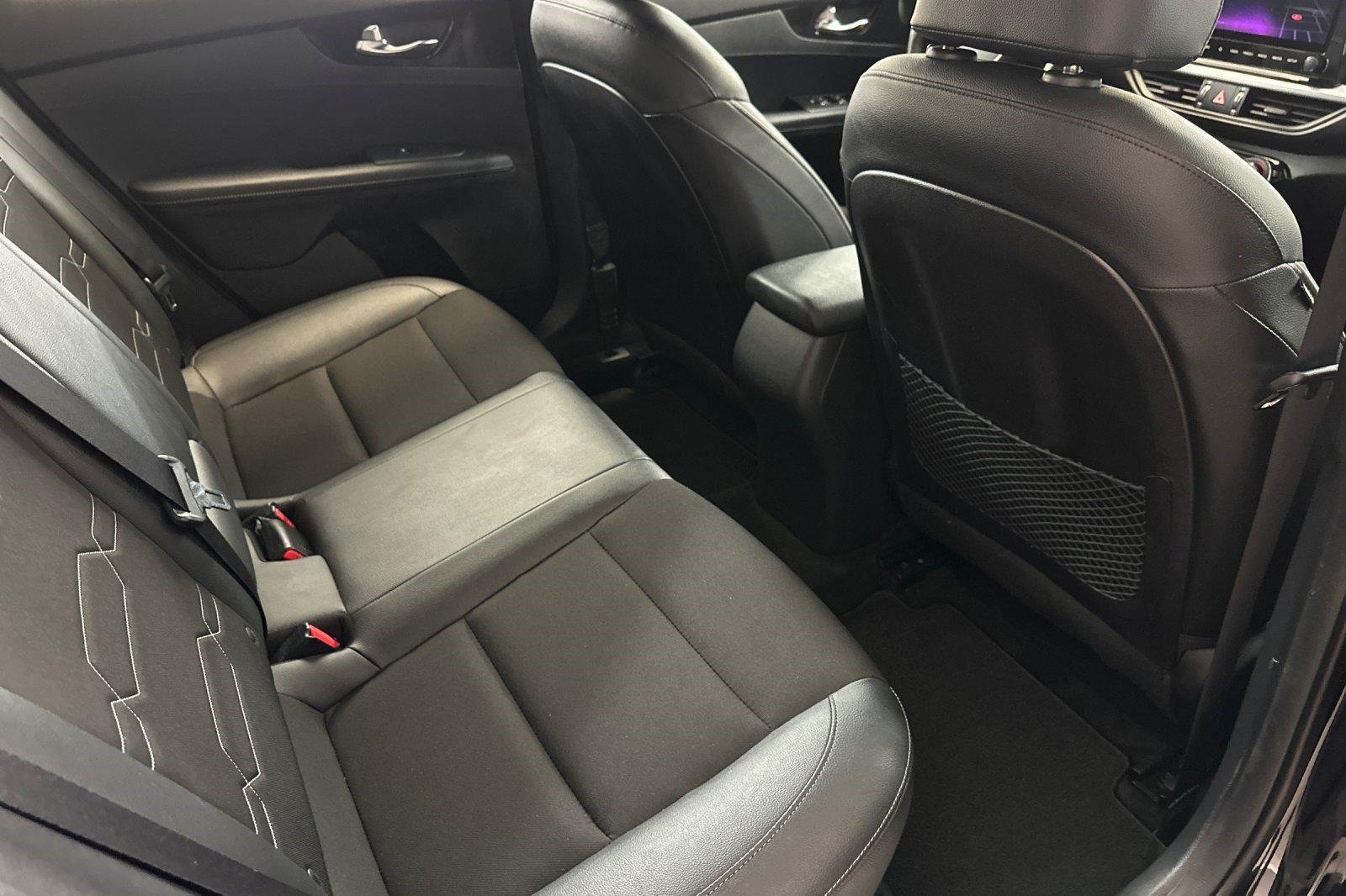 Used 2022 Kia Forte GT-Line w/ GT-Line Technology Package FWD image 32