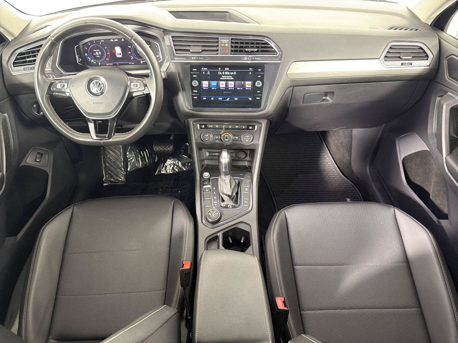 Used 2021 Volkswagen Tiguan SEL AWD/4WD image 23