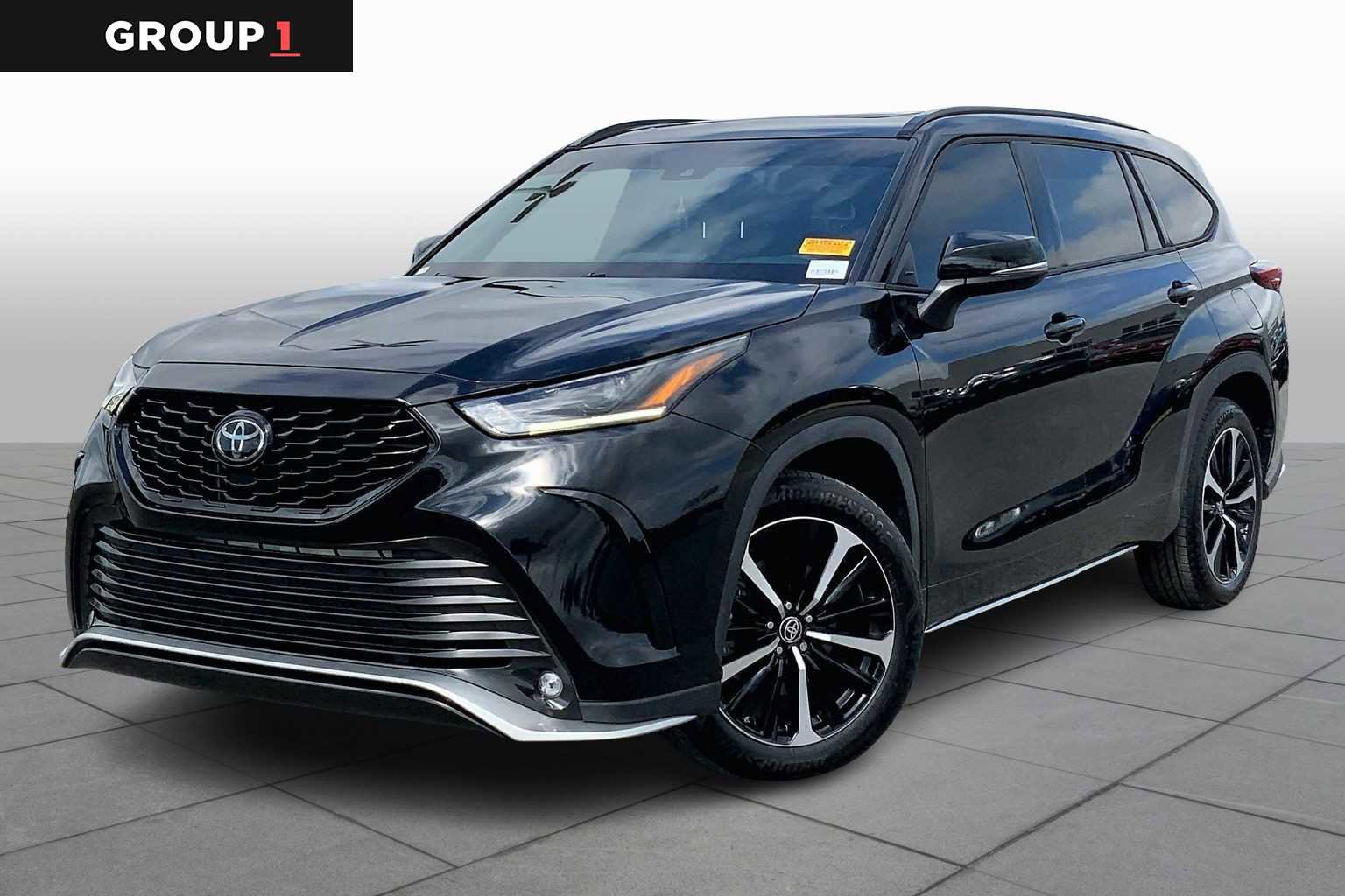 Used 2022 Toyota Highlander XSE image 1