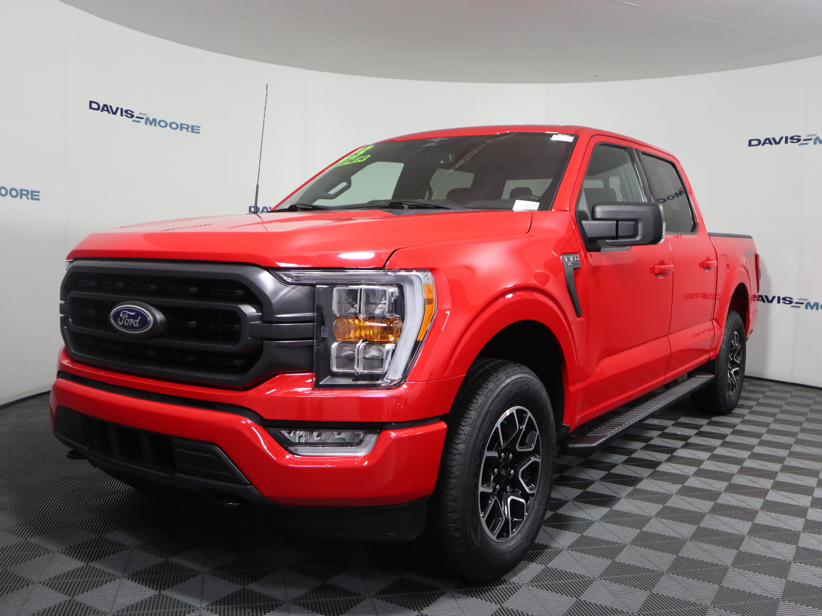 Used 2023 Ford F150 XLT w/ Equipment Group 302A High AWD/4WD image 11