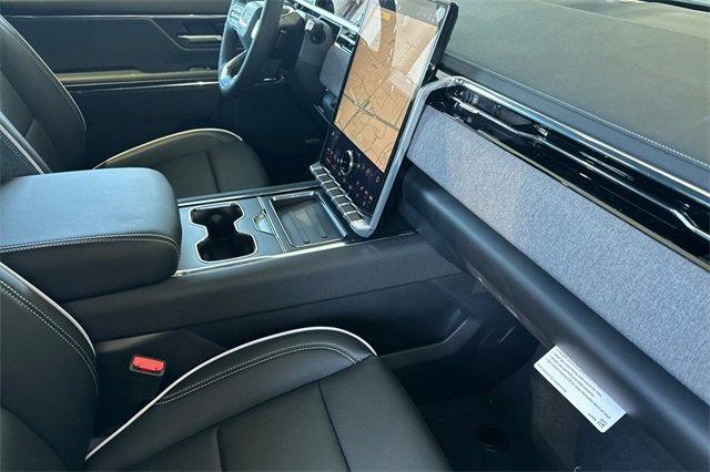 New 2026 GMC Sierra EV Elevation w/ Premium Package image 17