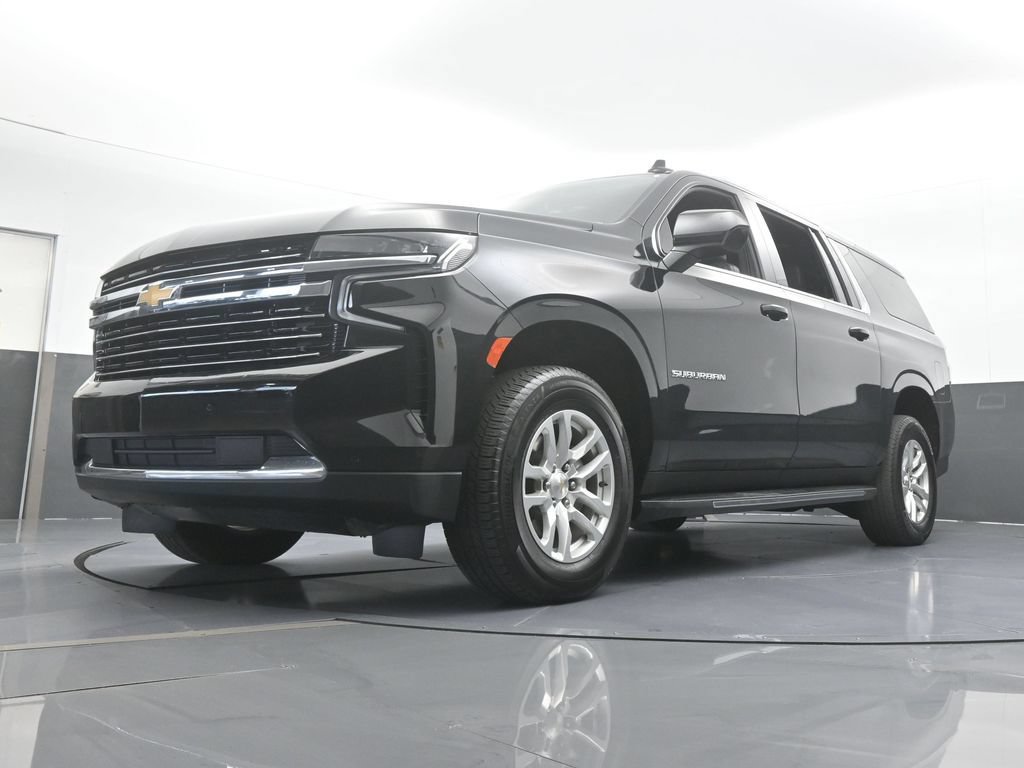 Used 2024 Chevrolet Suburban LT RWD image 58