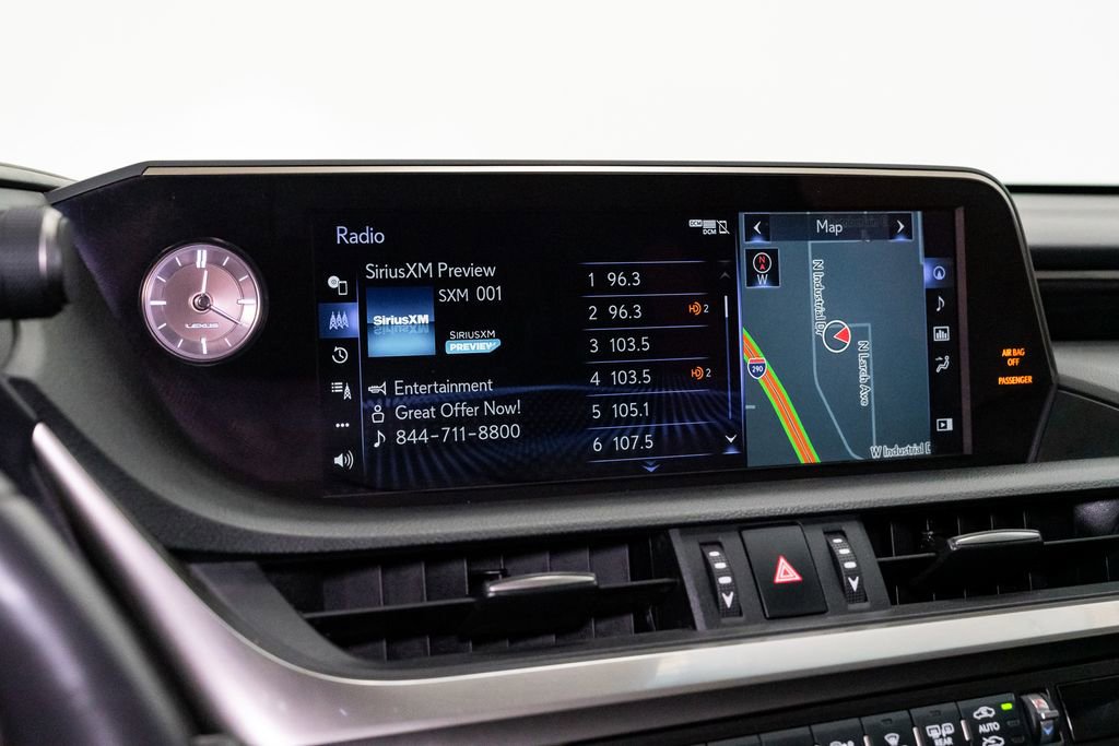 Used 2020 Lexus ES 300h 300h w/ Premium Package image 17