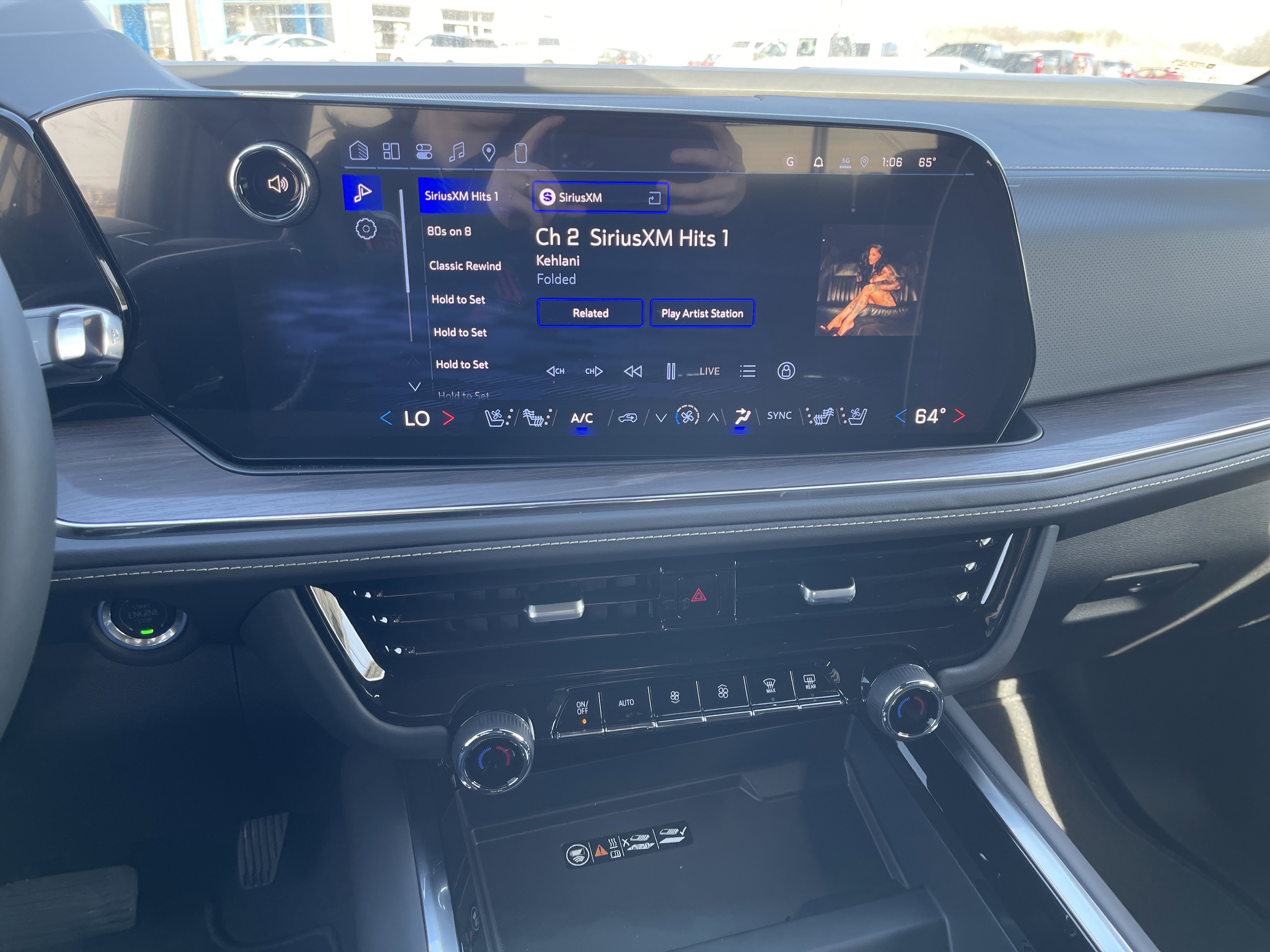 New 2026 Chevrolet Suburban Premier image 26