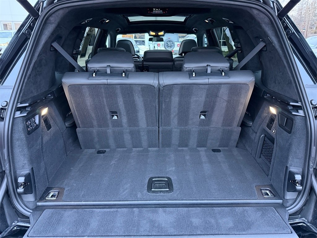 Certified 2023 BMW X7 xDrive40i w/ Executive Package image 39