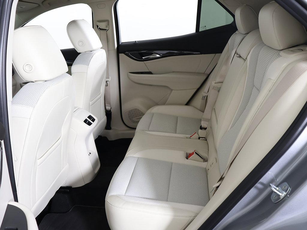 Used 2023 Buick Envision Preferred image 34