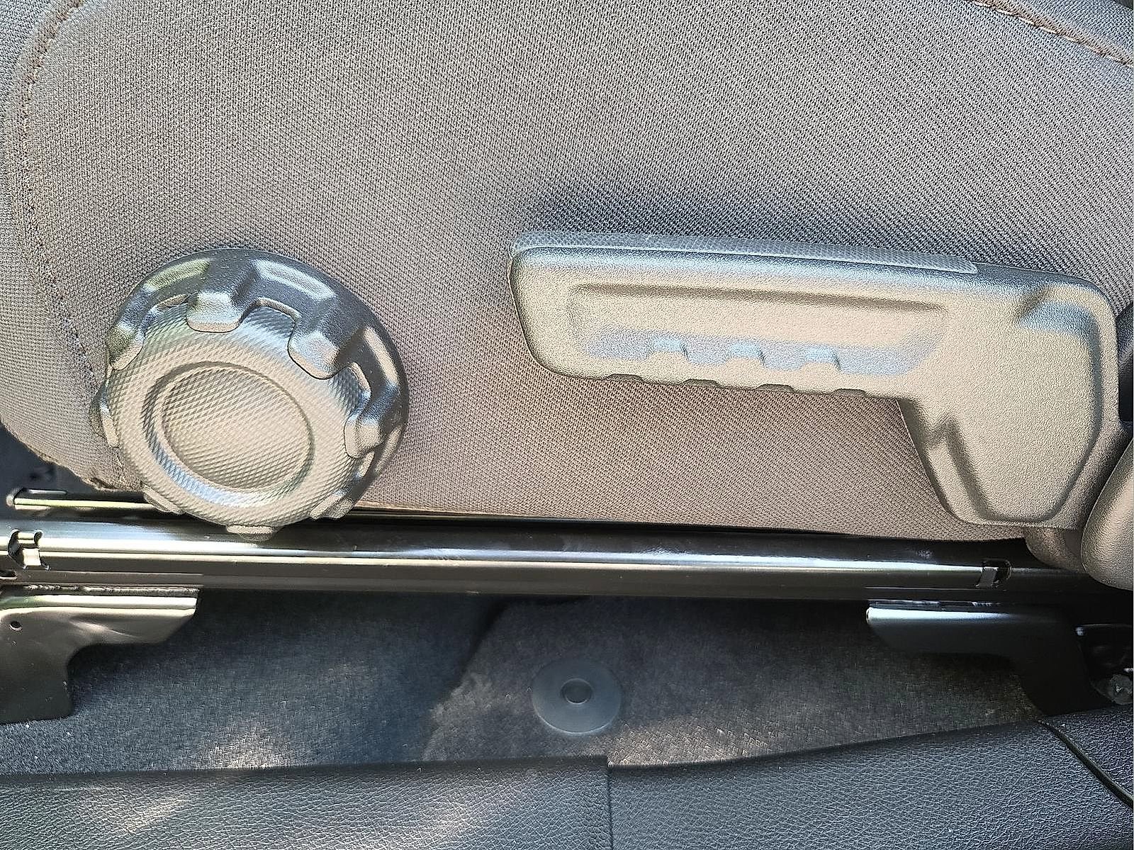 New 2025 Jeep Gladiator Mojave w/ Steel Bumper Group image 15