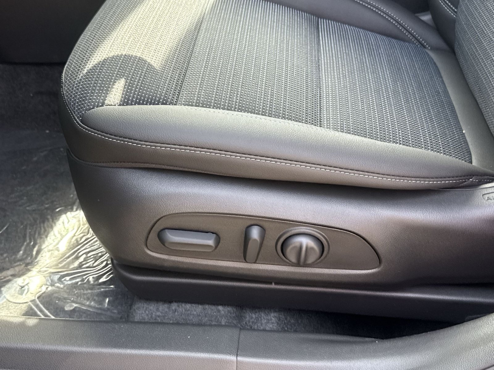 New 2026 Buick Envista Sport Touring w/ Convenience I Package FWD image 14