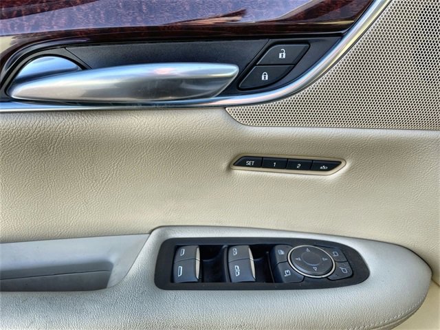 Certified 2018 Cadillac XT5 Premium Luxury image 24