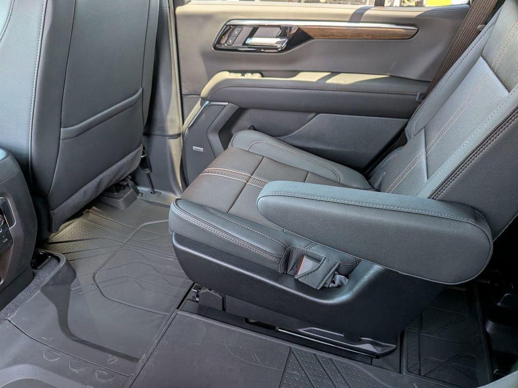 New 2026 Chevrolet Tahoe High Country AWD/4WD image 34