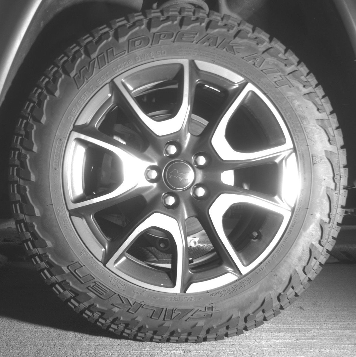 Used 2025 Jeep Compass Trailhawk image 14