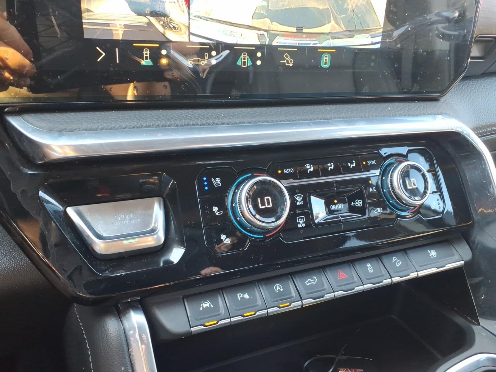 Used 2023 GMC Sierra 1500 Denali w/ Technology Package AWD/4WD image 28