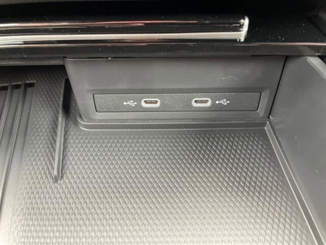 New 2025 Volkswagen Atlas Cross Sport SEL Premium R-Line image 26