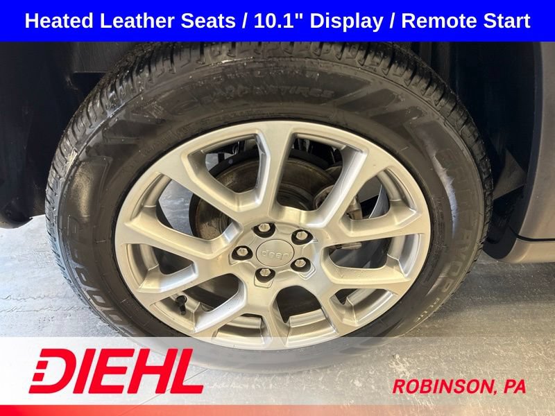 Used 2024 Jeep Compass Latitude AWD/4WD image 8