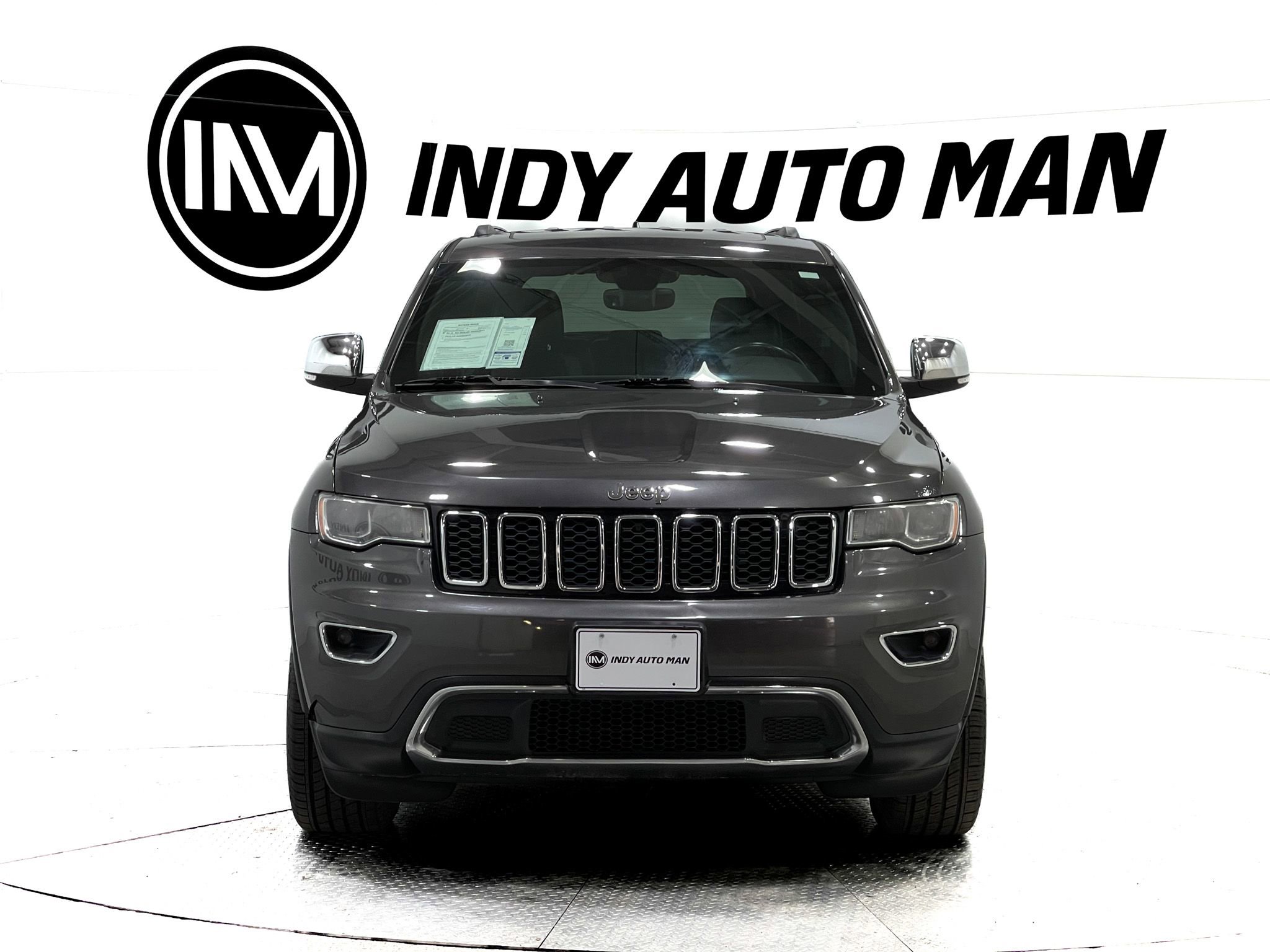 Used 2018 Jeep Grand Cherokee Limited image 9