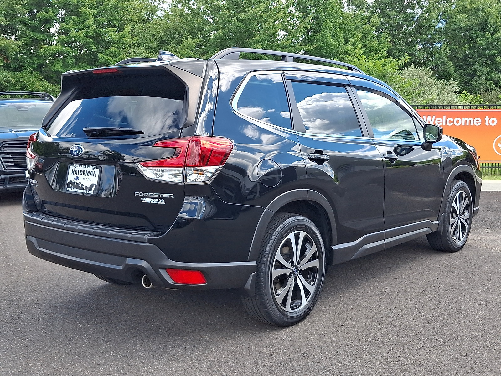 Certified 2021 Subaru Forester Limited AWD/4WD image 7