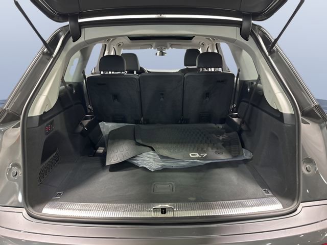 Used 2020 Audi Q7 3.0T Premium Plus image 11