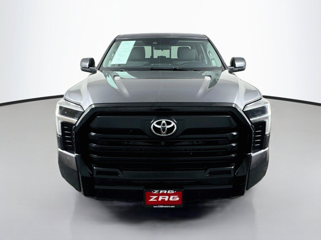 Used 2022 Toyota Tundra SR w/ SR Tow Package AWD/4WD image 8