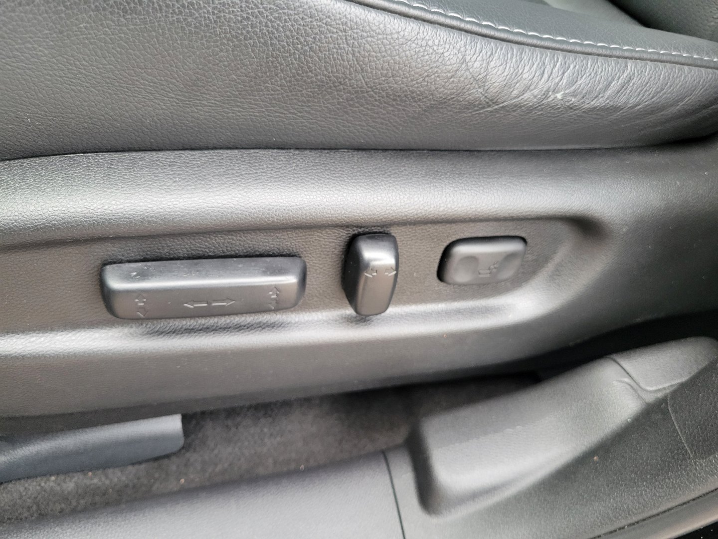 Used 2023 Honda Passport EX-L image 17